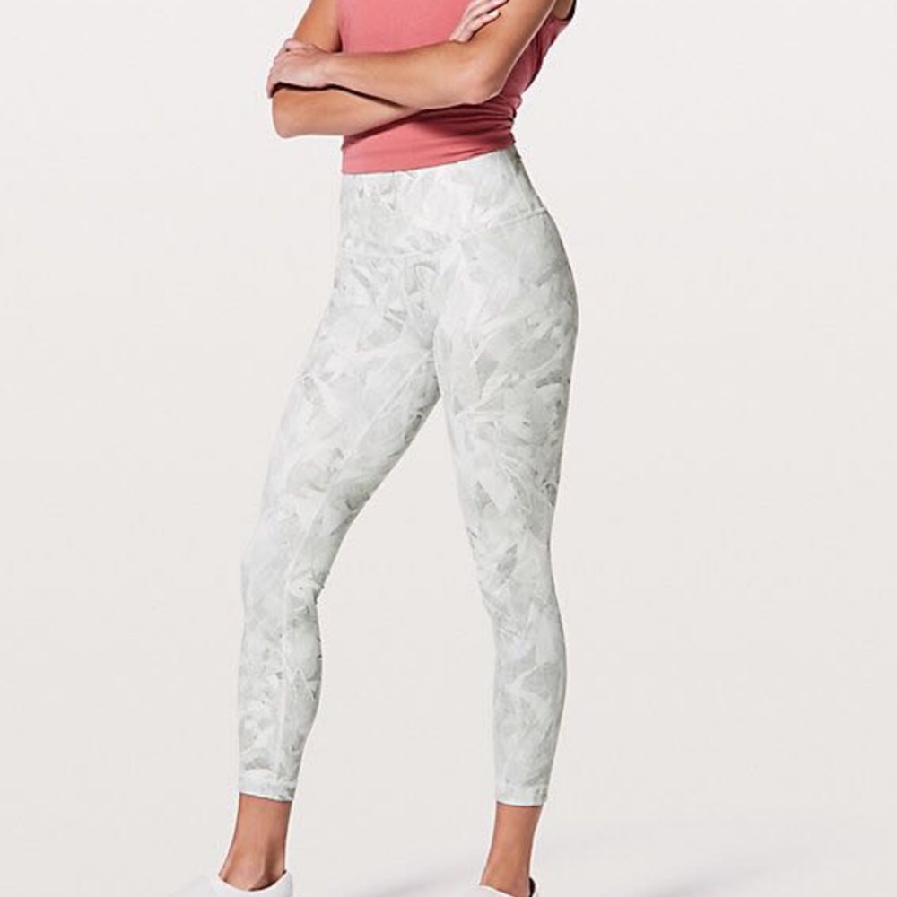 Lululemon wunder unders